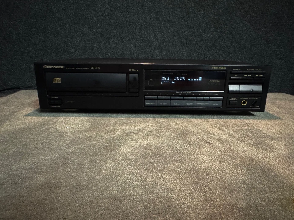 Pioneer Disc-Player Compact PD-201 - Bild 1 von 4