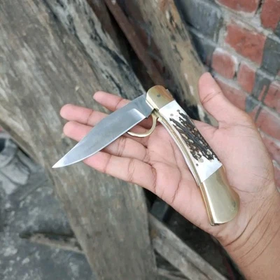 Navaja de bolsillo plegable hecha a mano | Mango de ciervo | Refuerzo de latón | Cuchillo EDC para exteriores Foto 1 de 4