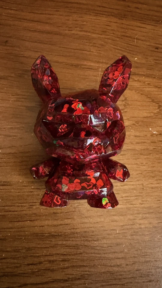 Be Mine Shard Dunny Scott Tolleson Red Edition 3" - Image 1 of 1