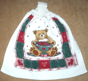 1 Crochet Top Hanging Kitchen Towel Teddy Bear Bowl of Cherries, Full white yarn - Picture 1 of 1