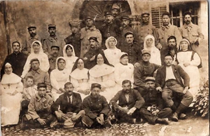 WW1 Cartolina Soldati Francesi RPPC Ferito San Giovanni Ospedale Francia - Foto 1 di 2