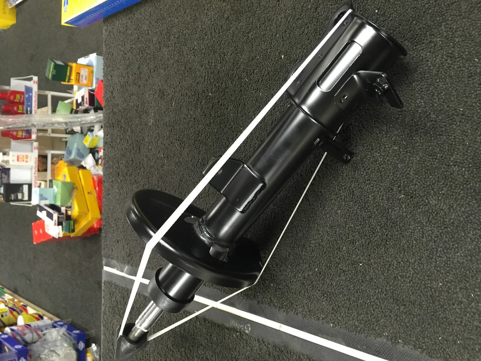 PER LEXUS POSTERIORE RX300 MCU15 1MZ-FE AMMORTIZZATORE POSTERIORE SINISTRO LATO LH NUOVO - Immagine 1 di 1