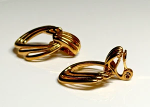 Vintage Clip on Earrings Lenox Gold Metal Dangle Drop - Picture 1 of 9