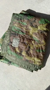 US Military USGI Poncho Liner Woobie WOODLAND Good Used - Picture 1 of 4