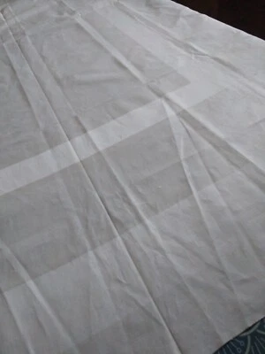 Linge Ancien tissu lin damassé ,mètrage pour nappe 132cm x 208cm,Neuf - Photo 1/4
