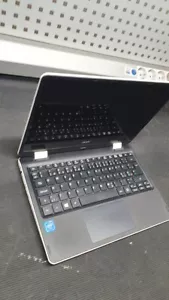 Acer Aspire R3-131T-C7EF Laptop Celeron N3050 HD Graphics 2GB DDR3L Ram Usato - Foto 1 di 7