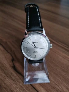 1980's Phasar Swiss Quartz-Swiss Movement-New Battery-New Band-Runs Great! EUC - Foto 1 di 13