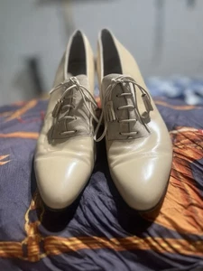Ferragamo Beige Leather Lace-Up Booties. 9 AA Narrow, excellent condition - Picture 1 of 13