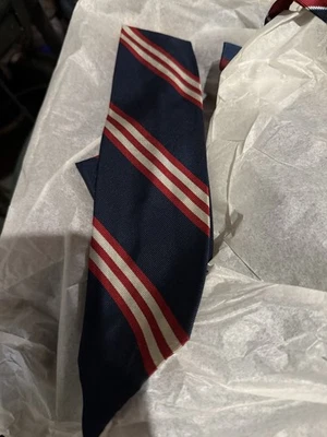 Corbata a rayas Madison Shop Rogoff Bros. hecha de 70% seda y 30% poliésteres Dacron Foto 1 de 2