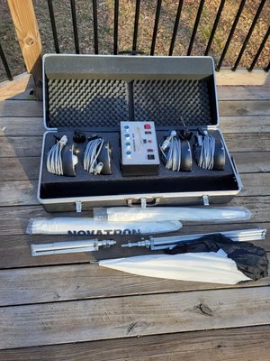 Novatron 1000  Photo Professional  Lighting Photography KIT 4 Lights Strobe - Image 1 of 4