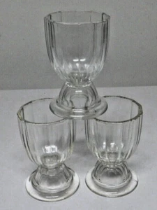 3 Pressglas Klar Doppel Eierbecher Getäfelt/Gerippt Vintage 4 3/8" H Gerippt - Bild 1 von 3
