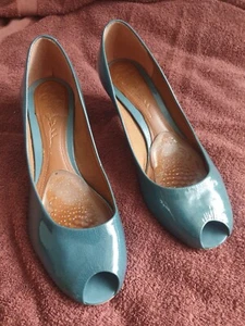 Clarks Womens Turquoise Blue Leather High Heel Peep Toe Court Shoes Size UK 5.5 - Picture 1 of 18