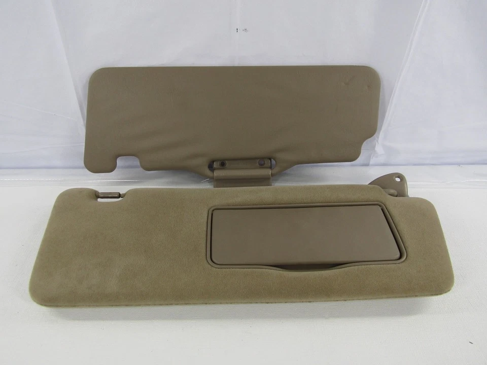 2000-2006 Toyota Tundra Passenger Right Sun Visor - Image 1 of 4