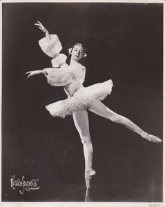 1948 Press Photo Classical Ballerina Alicia Markova Dancing - Bild 1 von 2