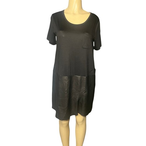 Burberry Brit T Shirt in pelle nera abito a tubino US 8 UK 10