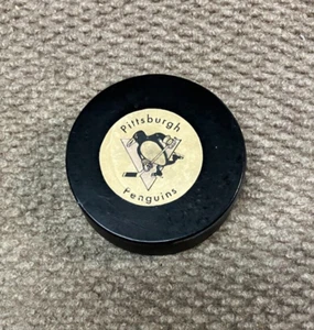 1970s, Pittsburgh Penguins Puck, Rawlings, Made in Canada, Clean - Picture 1 of 2