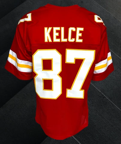 TRAVIS KELCE UNSIGNED CUSTOM RED JERSEY XL Cover