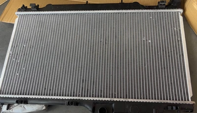 Discount 13461 Radiator For 2015 2016-2019 Subaru Outback Legacy 2.5L 2.5i H4 Foto 1 de 4
