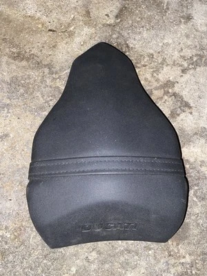 DUCATI 848 1098 1198 ASIENTO PASAJERO ORIGINAL FABRICANTE DE EQUIPOS ORIGINALES Foto 1 de 3