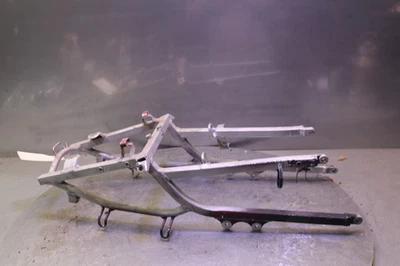 01-03 SUZUKI GSXR600 REAR SUBFRAME BACK SUB FRAME 41200-35F24 41200-39F02 - Image 1 of 4