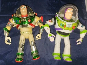 Toy Story Holiday Hero Buzz Lightyear Disney Natale 1998 set parti non testate - Foto 1 di 16