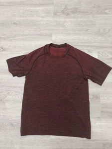 Herren T-Shirt Small Lululemon Metal Tech Vent - Bild 1 von 3