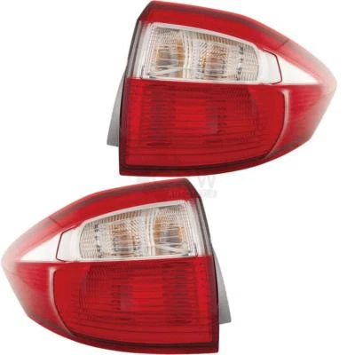 Set Di Fari Posteriori Per Ford C-Max II DXA/CB7 DXA/CEU 1.0 ECOBOOST 1.6 - Immagine 1 di 3