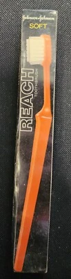 Винтажная двухуровневая мягкая компактная зубная щетка Johnson & Johnson Reach 1950-е/60-е годы новая из старых запасов - Изображение 1 из 2