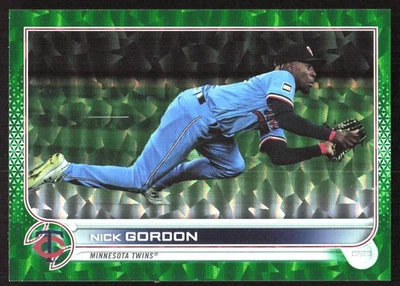 6165I 2022 Topps #598 Nick Gordon Green Foilboard #/499 - Image 1 of 2