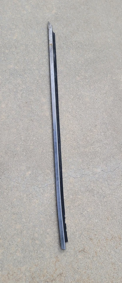 Datsun 260z 280z 2+2 cupé puerta de acero inoxidable exterior ventana moldura barrido exprimidor DS Foto 1 de 4