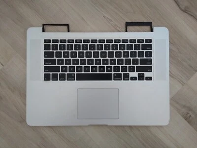 Genuine MacBook Pro 13" A1502 2015 Palmrest Keyboard Battery Touchpad 661-02361 - Image 1 of 3