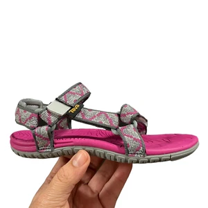 Teva Toddler Girls Strappy Sandal Size 10 Pink Silver Water Friendly Lightweight - Picture 1 of 20
