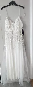 Reign On Long Gown Dress Size 15/16 White 3D Flowers Gold Spaghetti Straps NWT - Picture 1 of 7