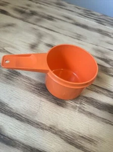 Vintage Tupperware #762-1 Deep Orange Replacement Measuring Cup - 3/4 Cup - Picture 1 of 3