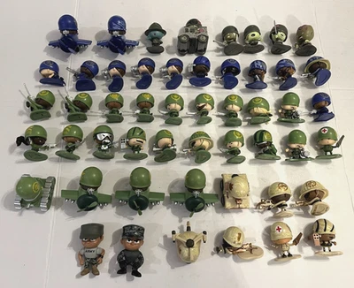 50 MGA Impresionante Lote de Figuras LITTLE GREEN MEN AVIONES TANSKL VERDE AZUL ZOMIBE BRONCEADO Foto 1 de 4