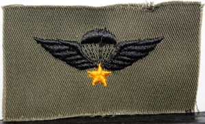 Republik Vietnam Basic Fallschirmspringer Abzeichen Abzeichen OD Fatigue Patch - Bild 1 von 2