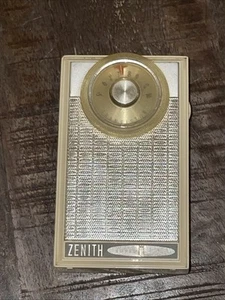 Vintage Rare Beige Zenith Royal 125 All Transistor Portable Radio Tested Working - Picture 1 of 9