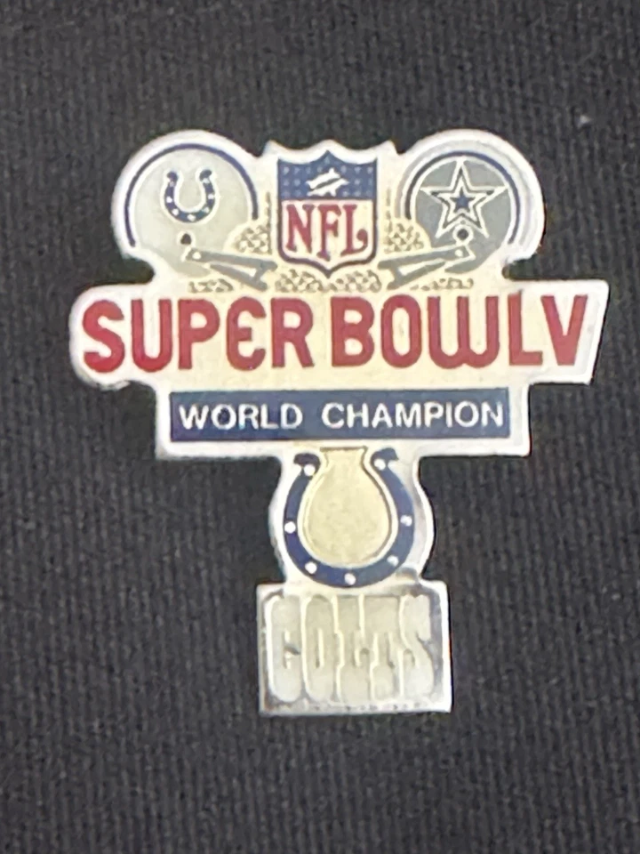Super Bowl 5 V Commemorative Pin Baltimore Colts vs Cowboys Rare NFL Collectible - Image 1 of 1