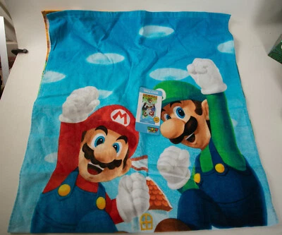 Toalla de playa Super Mario Bros Luigi (UB3/JSF6) 28x58" 418149 NUEVA CON ETIQUETAS Nintendo Algodón Foto 1 de 4