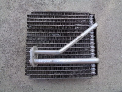 2004 KIA SEDONA REAR EVAPORATOR CORE ALUMINUM OEM - Image 1 of 4