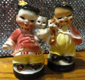 Pair of Oriental Adorable Boy & Girl Figurines With Damage Hand - Bild 1 von 18