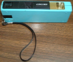 Vintage Kamera Concord 110CEF 110 Film - Neon Lites - BLAU WIE BESEHEN (BIN 24) - Bild 1 von 5