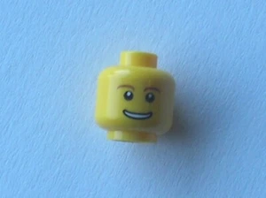 LEGO Yellow Head Brown Eyebrows Black Eyes Ref 3626bpb0273 air045 Set 10194 4642 - Picture 1 of 1