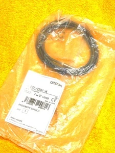 OMRON E2E-X2D1-N PROXIMITY SWITCH 2mm 12 to 24 VDC ( BRAND NEW SEALED ) - Picture 1 of 5