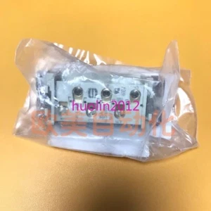 1Pcs New HARTING 09310062701 connector HAN 6 HB-BU 35A - Picture 1 of 3