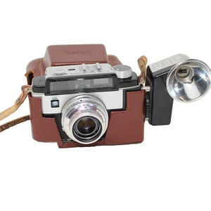 Cámara Kodak Signet 50 con Flasholder Supermite y estuche de cuero - Imagen 1 de 8
