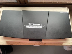 KVM Switch TESMART 4in2 HDMI VGA inkl Fernbedienung 2 PC - 2 Monitore - Bild 1 von 6