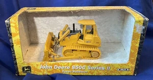 ERTL 1/50 John Deere 850C Series II Bulldozer in original box - Picture 1 of 6