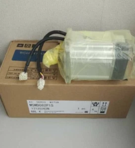 Nuovo in scatola servomotore Panasonic MSMD082P1S 750 W tramite FedEx gratuito - Foto 1 di 5
