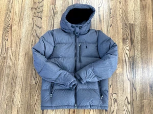 NEU POLO RALPH LAUREN GEFÜTTERTER MANTEL DAUNENJACKE WASSERABWEISEND GRAU HERREN MEDIUM - Bild 1 von 5